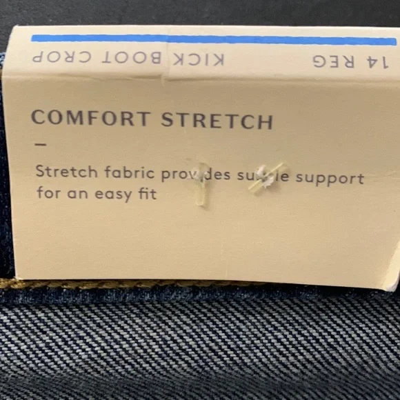 Universal Thread Indigo Cropped Jeans - Picture 9 of 13